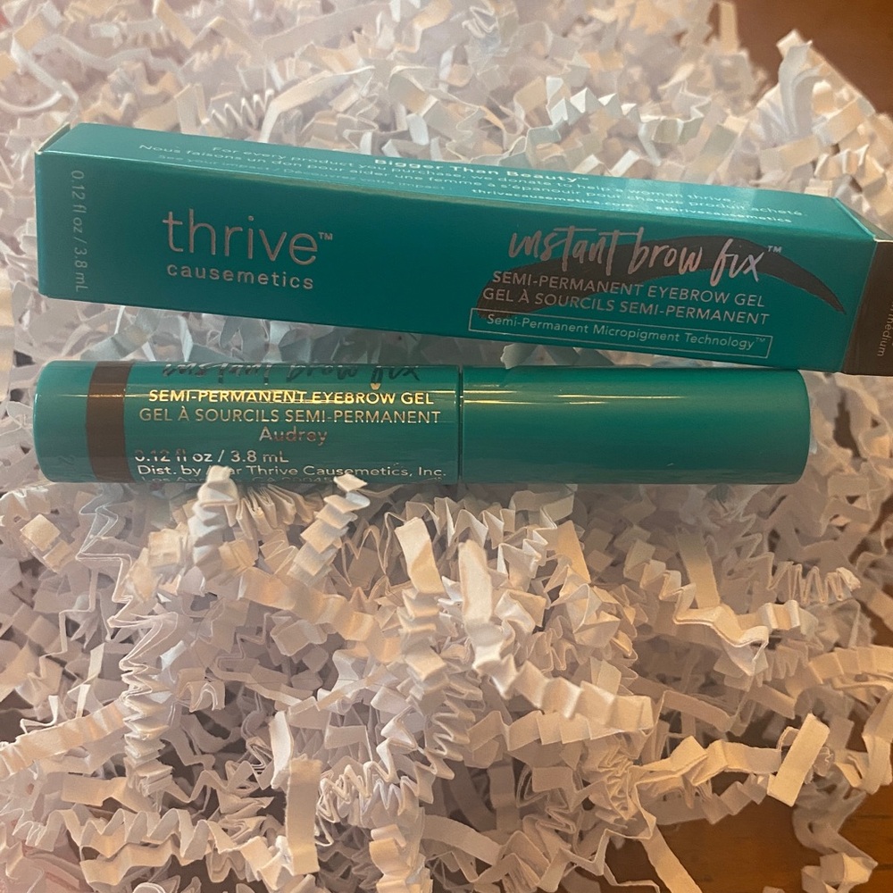 BNIB Thrive instant brow fix - Audrey ( dark blonde ) - medium brunette - Picture 7 of 7